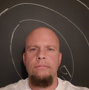 Meet your Posher, Derrick